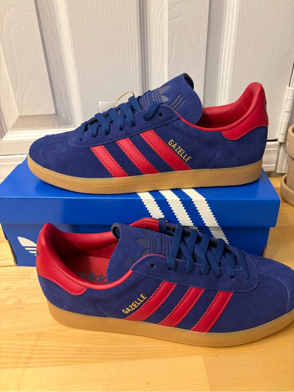 adidas Gazelle Box NEW RED AND BLUE